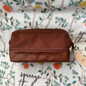 Beis Maple Dopp Kit - NWT & Soldout!
